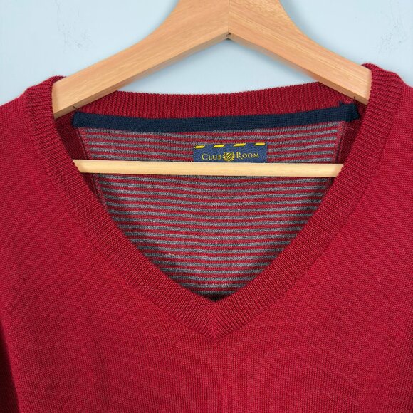 Men's Club Room Cardinal V-Neck Sweater, Size XL - Picture 6 of 7